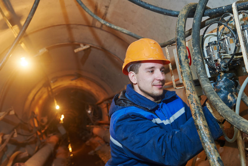 Berufsbild: Fachkraft für Rohr-, Kanal- & Industrieservice